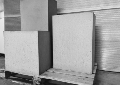 Beton architektoniczny - donice z betonu architektonicznego model ivo